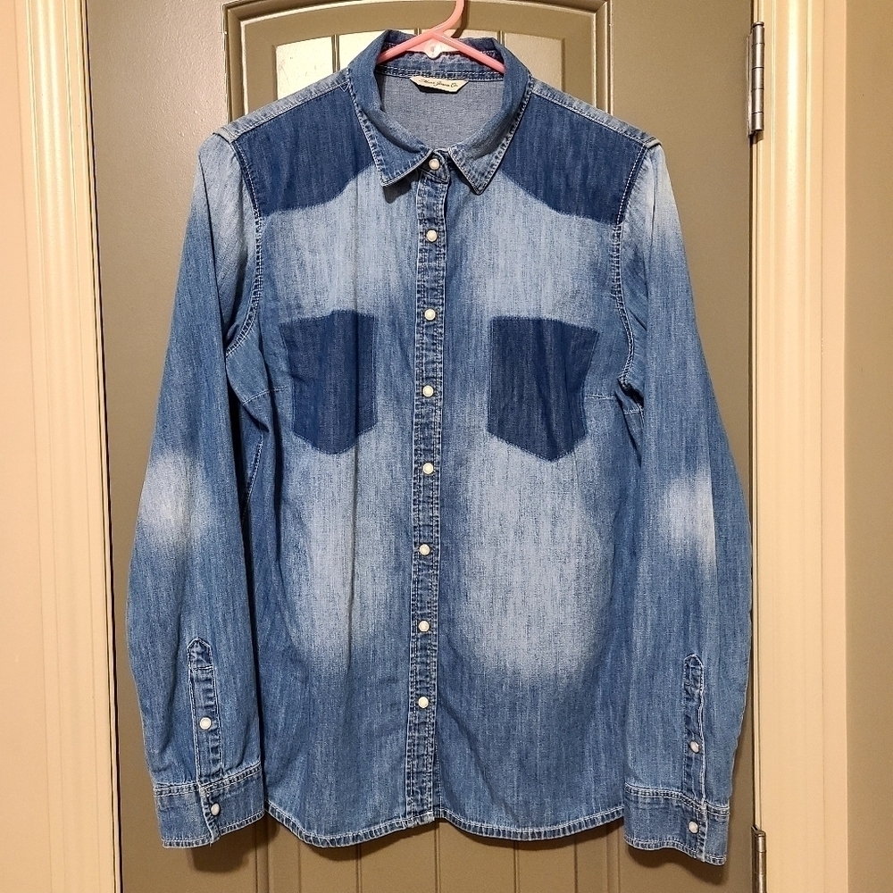Mavi Denim Chambray Pearl Snap Button Down Shirt Faded Medium Wash Long Sleeves - Picture 5 of 11